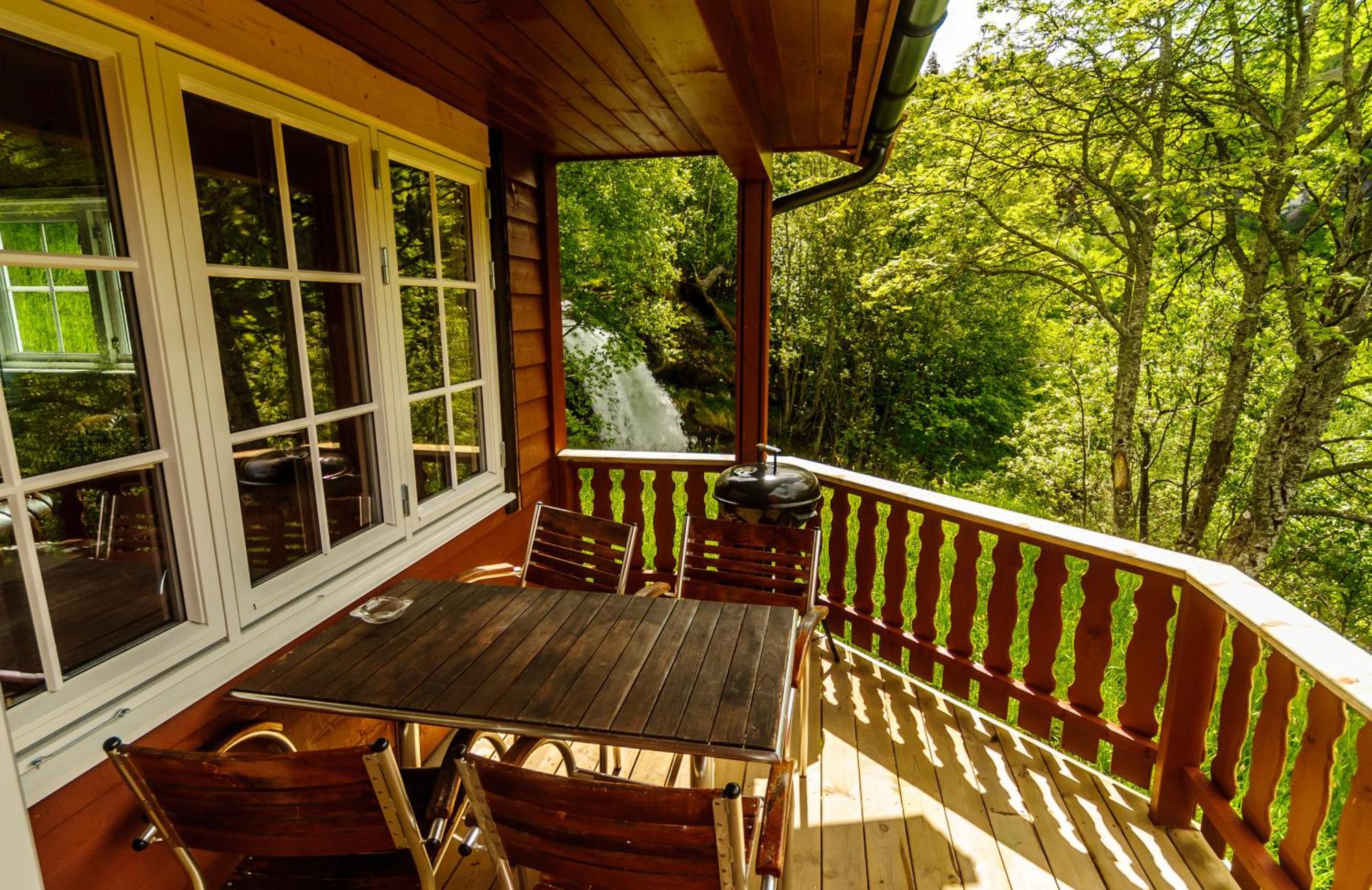 Fossen Accommodation Geiranger Exterior photo