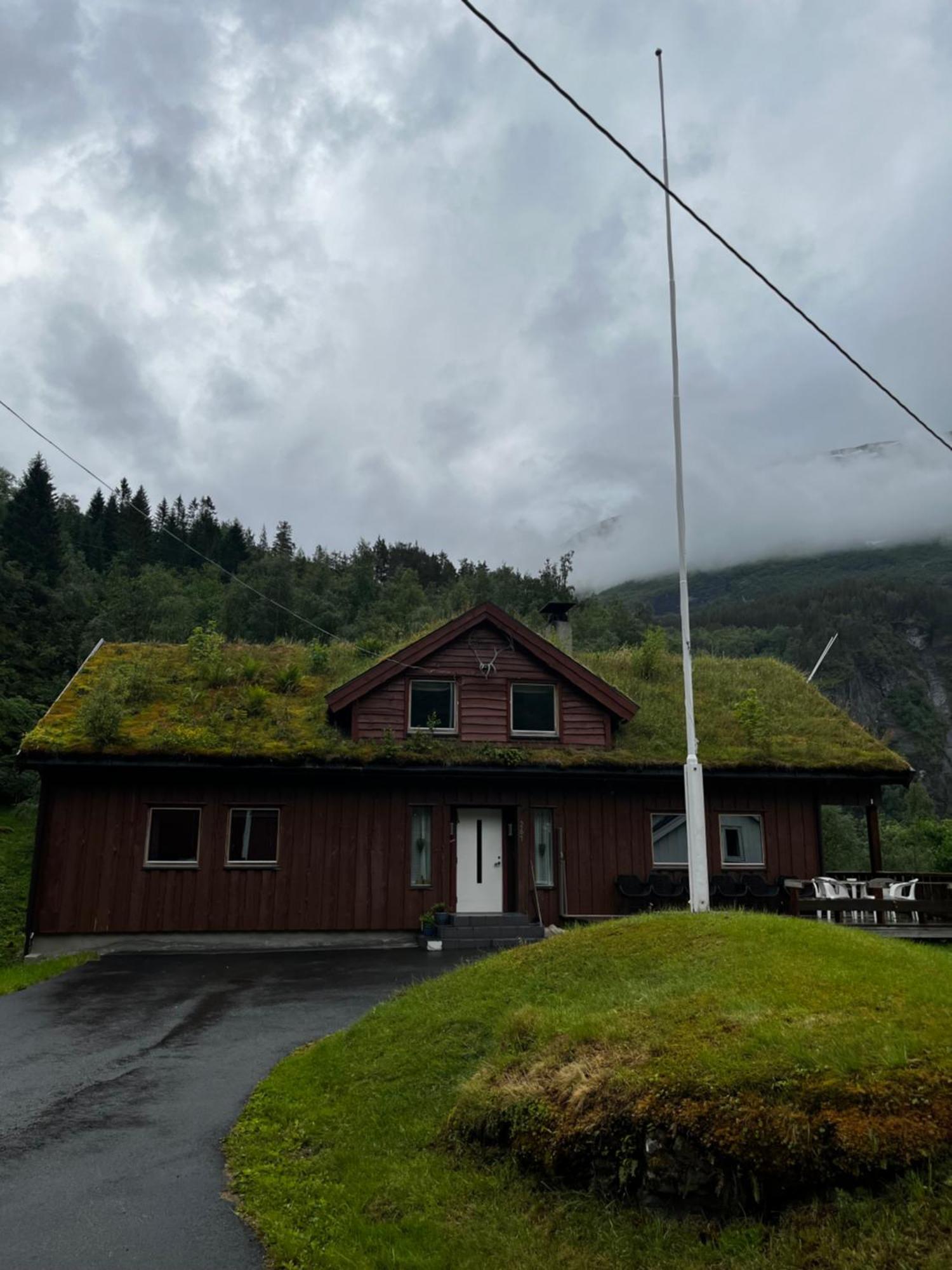 Fossen Accommodation Geiranger Room photo