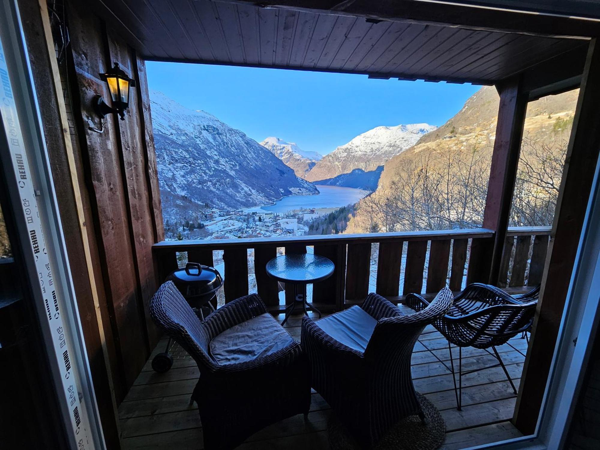 Fossen Accommodation Geiranger Exterior photo